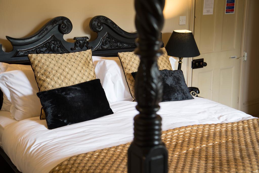 The Seagrave Arms Hotell Weston Subedge Rum bild